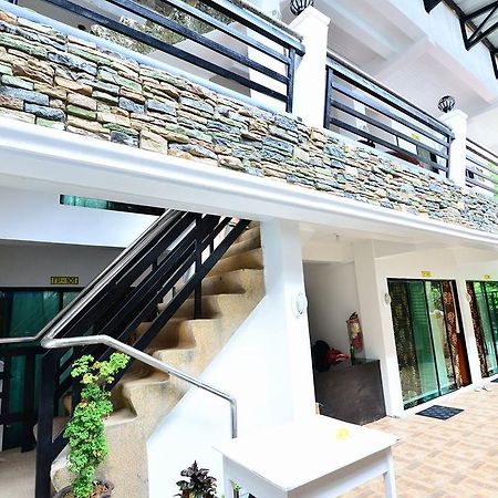 بيت شباب Travellers Pad Boracay Balabag  المظهر الخارجي الصورة