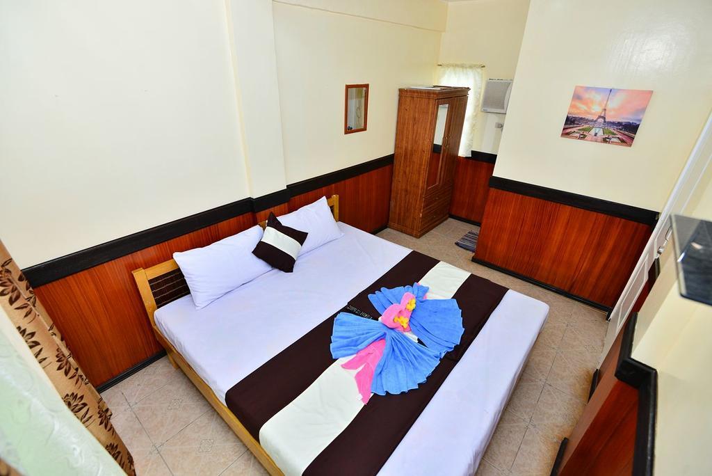 بيت شباب Travellers Pad Boracay Balabag  المظهر الخارجي الصورة