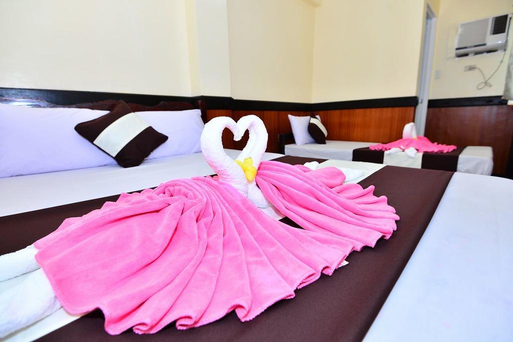 بيت شباب Travellers Pad Boracay Balabag  المظهر الخارجي الصورة
