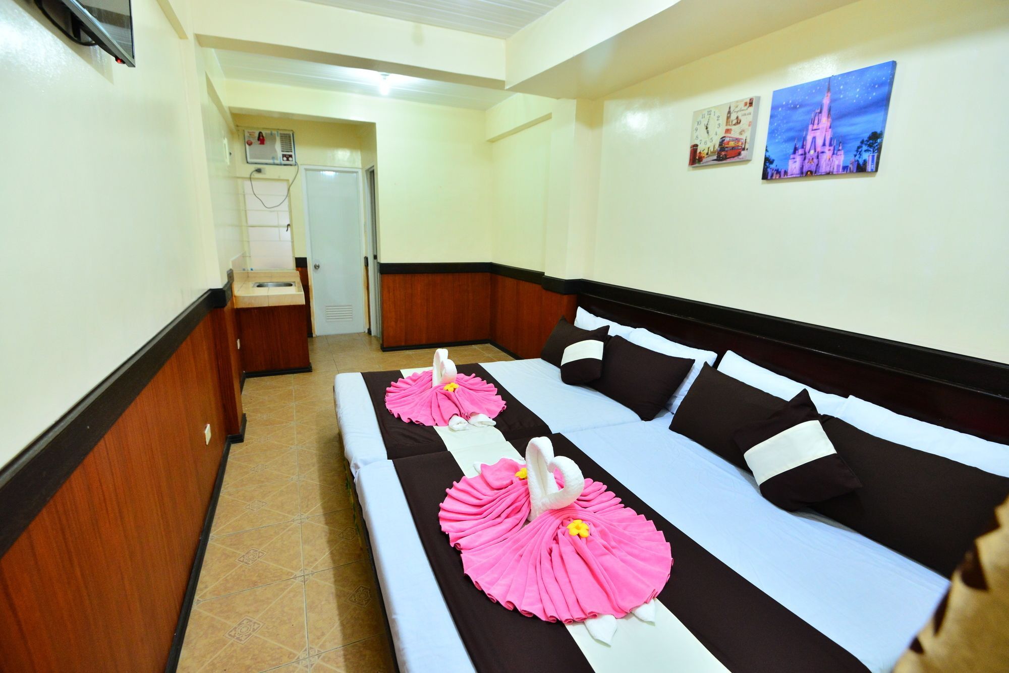 بيت شباب Travellers Pad Boracay Balabag  المظهر الخارجي الصورة