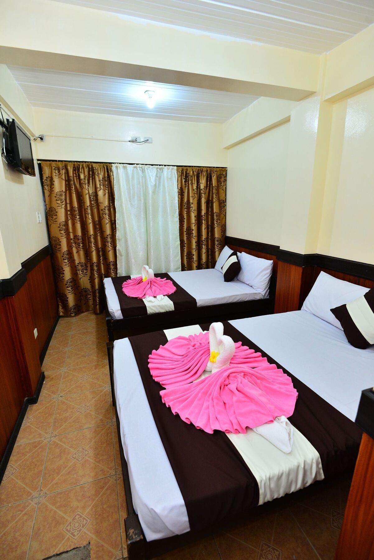 بيت شباب Travellers Pad Boracay Balabag  المظهر الخارجي الصورة
